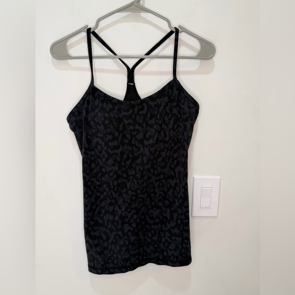 Lululemon Power Y Tank 
Formation Camo Deep Coal Multi / Size 8 - Picture 2 of 5
